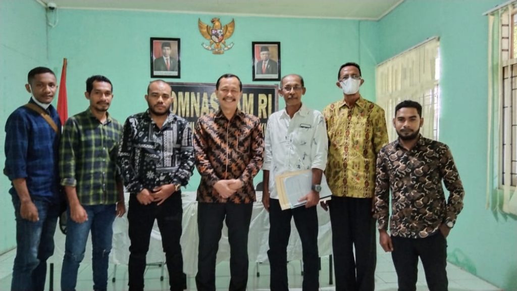 E327A335-8EAC-4013-970B-D17A76F4C867