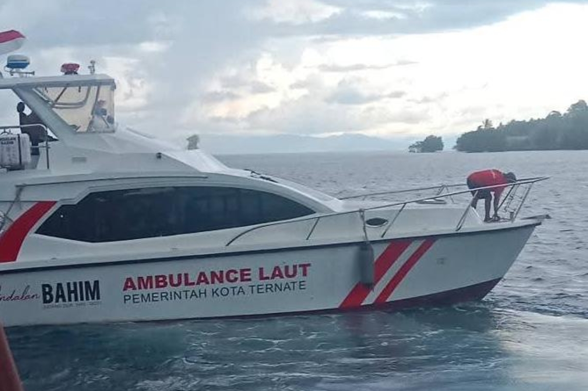 Ibu Hamil 9 Bulan di Moti Menunggu 6 Jam Dirujuk ke Ternate, Pelayanan Kesehatan Kepulauan Kembali Disorot