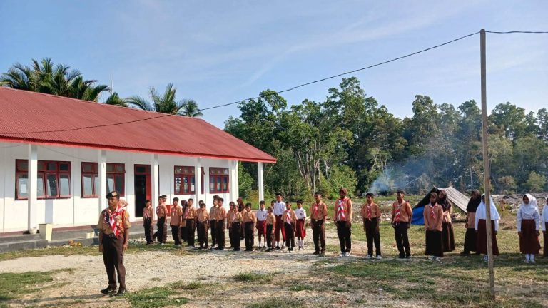 Penerimaan Tamu Penggalang SMP Muhammadiyah 1 Halteng Fokus Bentuk Karakter Siswa