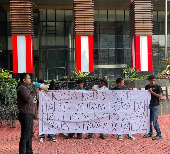 Soroti Tiga Proyek Jalan di Halsel, FORMAHSEL Jakarta Desak KPK Periksa Kadis PUPR dan Kontraktor