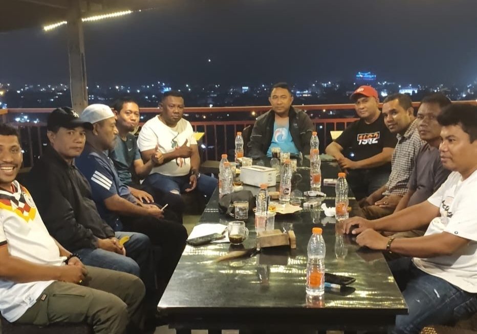 Sesepuh Pimpin Tim Inisiator, 15 Nama Masuk Bursa Calon Ketua Umum IKB Makayoa Ternate